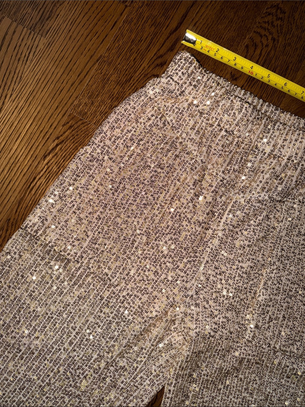 POL Sequin Jogger Pants in Champagne gold medium - Picture 12 of 12